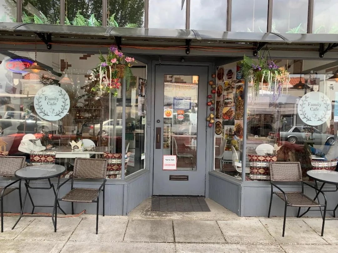 The Family Cafe on Broadway