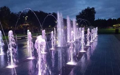 BEAVERTON PARTY IS BIG SPLASH