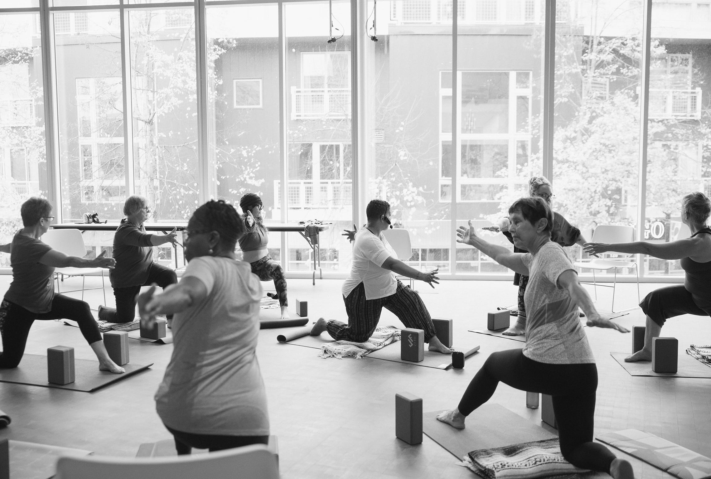 accessible yoga hero svt6u0